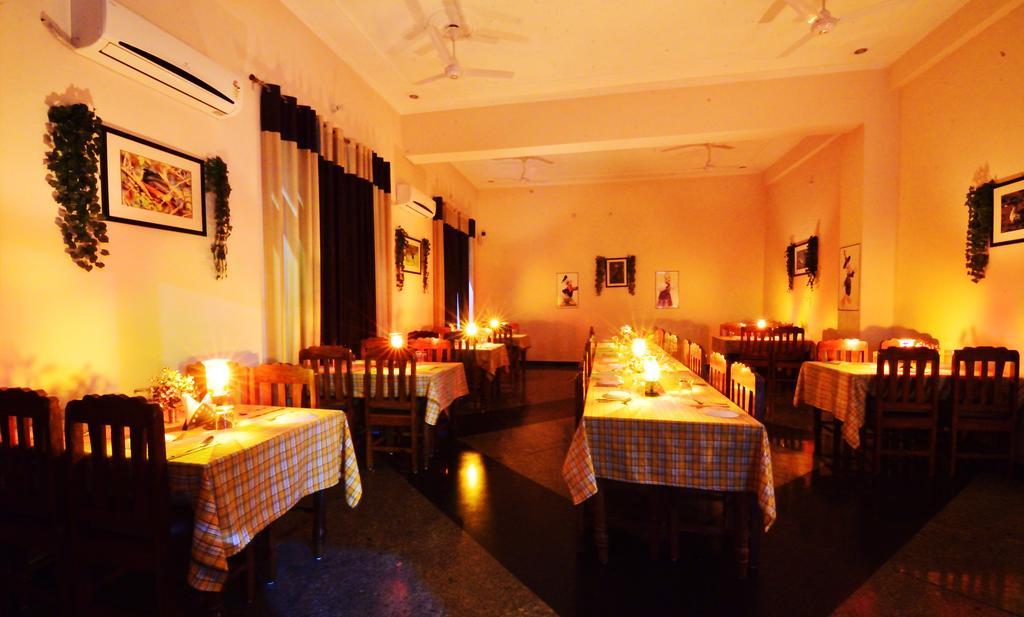 Geetanjali Hotel & Motel バラトプル エクステリア 写真